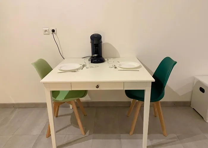 Appartement Tout Equipe A 6 Minutes De La Gare St Charles